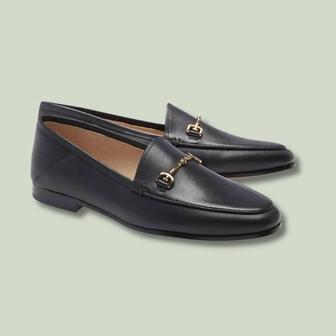 Pink April Diary - Classic Women's Black Loafers to Elevate Your Work Outfit