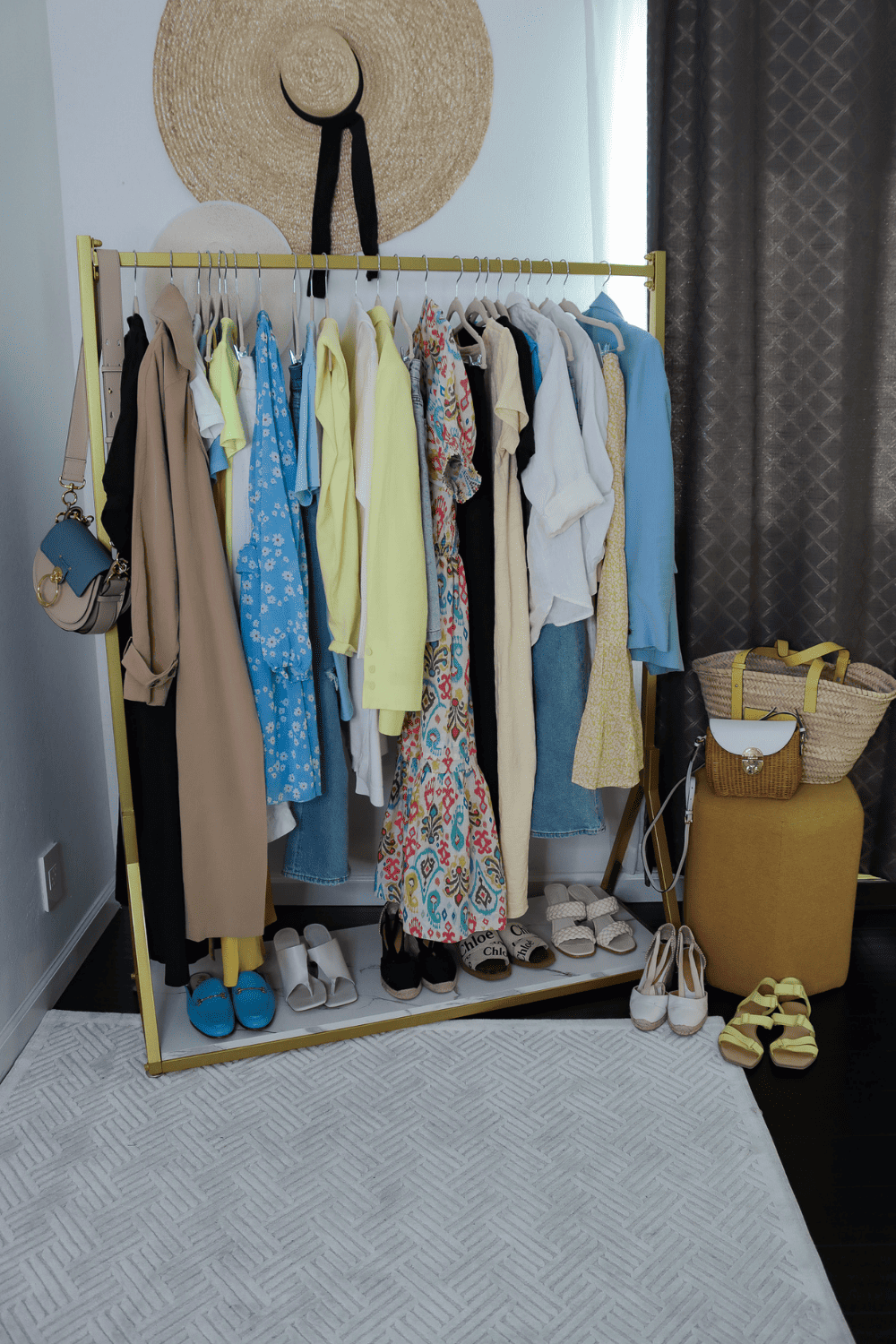 Step By Step Guide to Building a Colorful Capsule Wardrobe - How I Did It