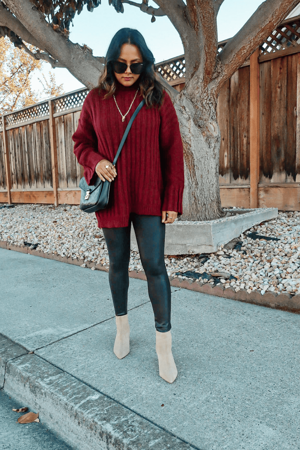 Oversized Sweater Holiday Outfit