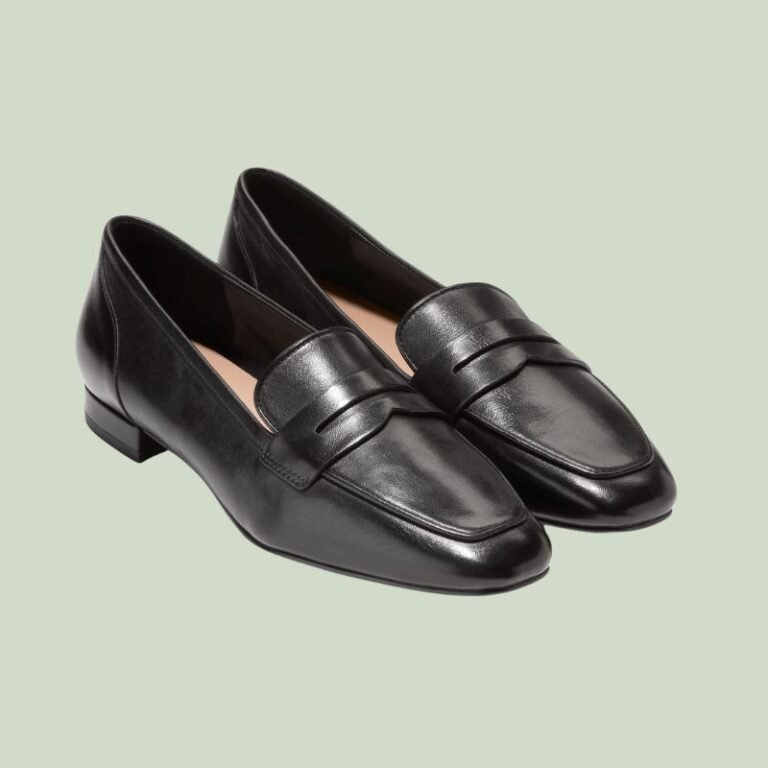 Women's Black Loafers - Elegant Accent Design for Versatile Styling and All-Day Comfort