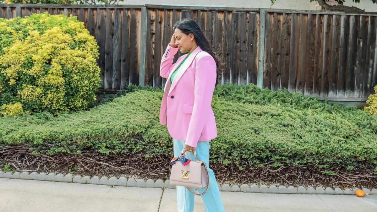 How to Wear a Pink Blazer: Color Combinations and Styling - Blog Banner