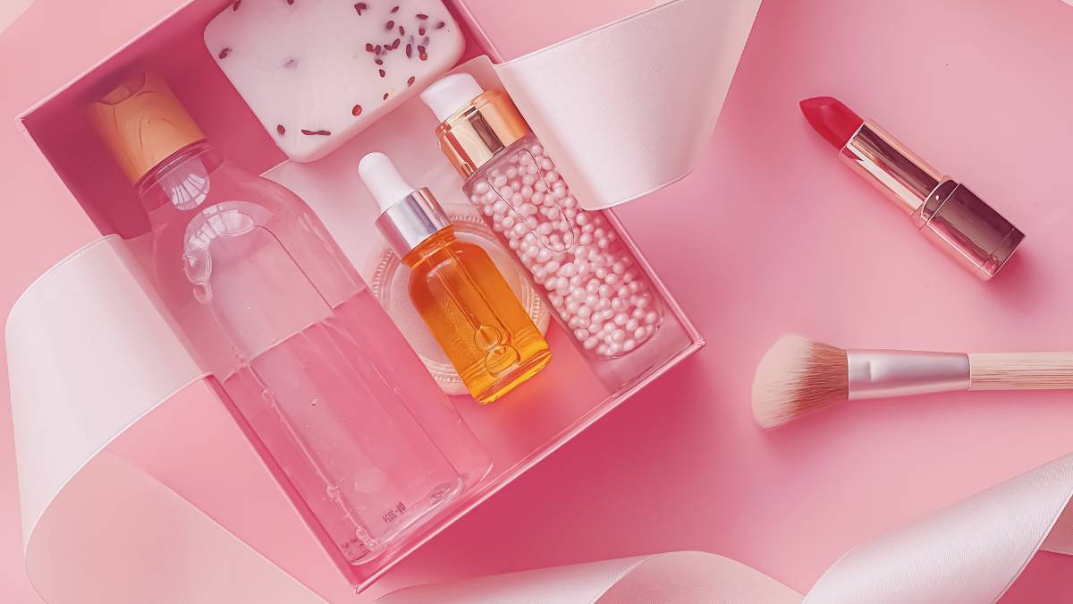 Best Luxury Skincare Gifts To Splurge On Her - Blog Banner