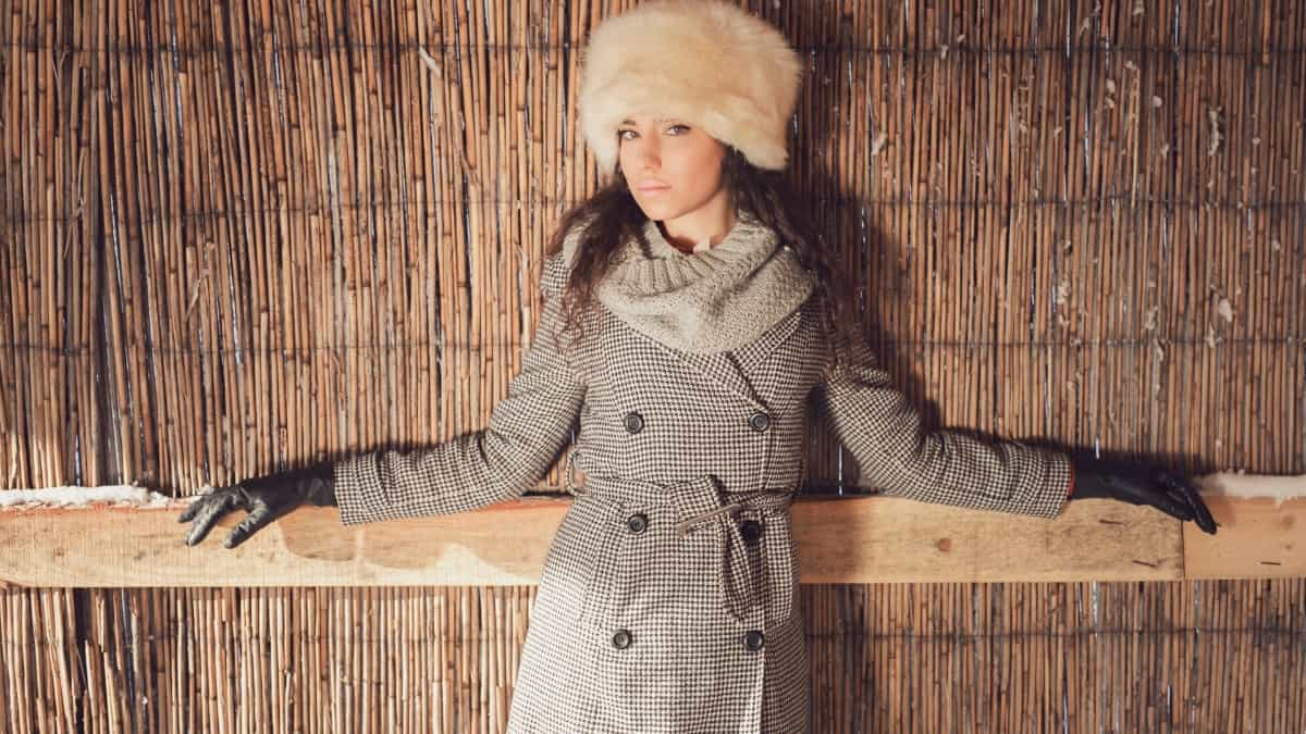 Best Winter Accessories To Be Warm And Stylish In The Cold - Blog Banner
