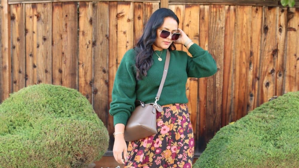 Classy And Casual Thanksgiving Dinner Outfits For Every Event - Blog Banner