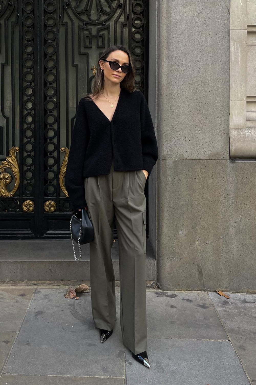 Casual Spring Outfit Ideas - Cargo pants and cardigan