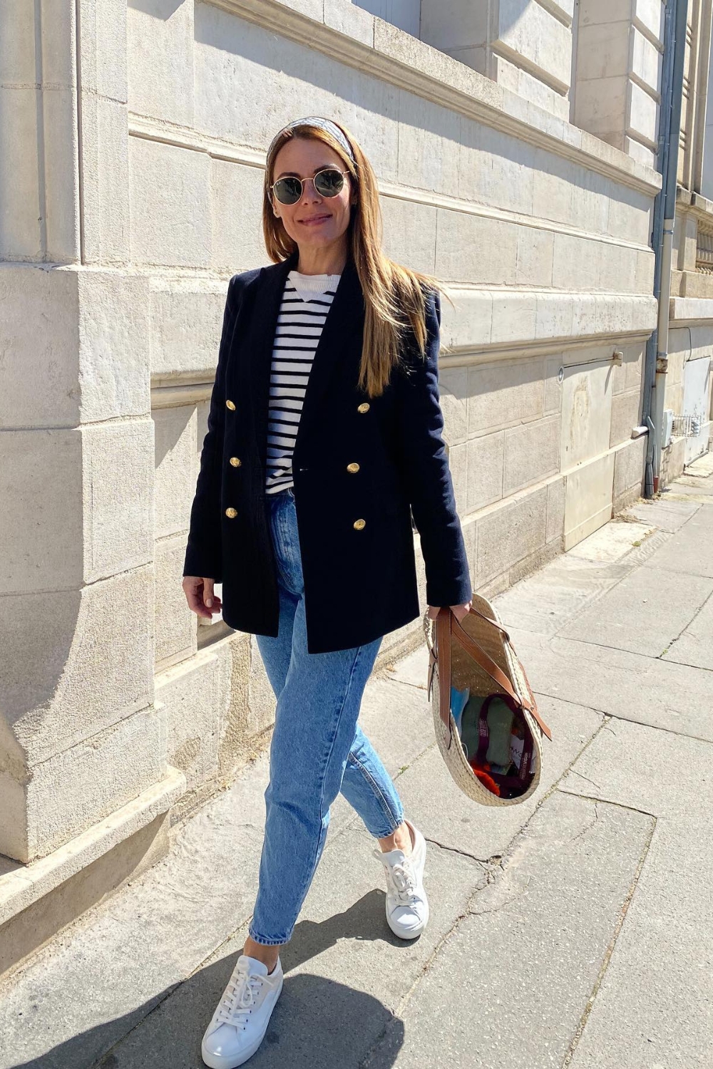 Navy Blazer Outfits with striped sweater and mom jeans