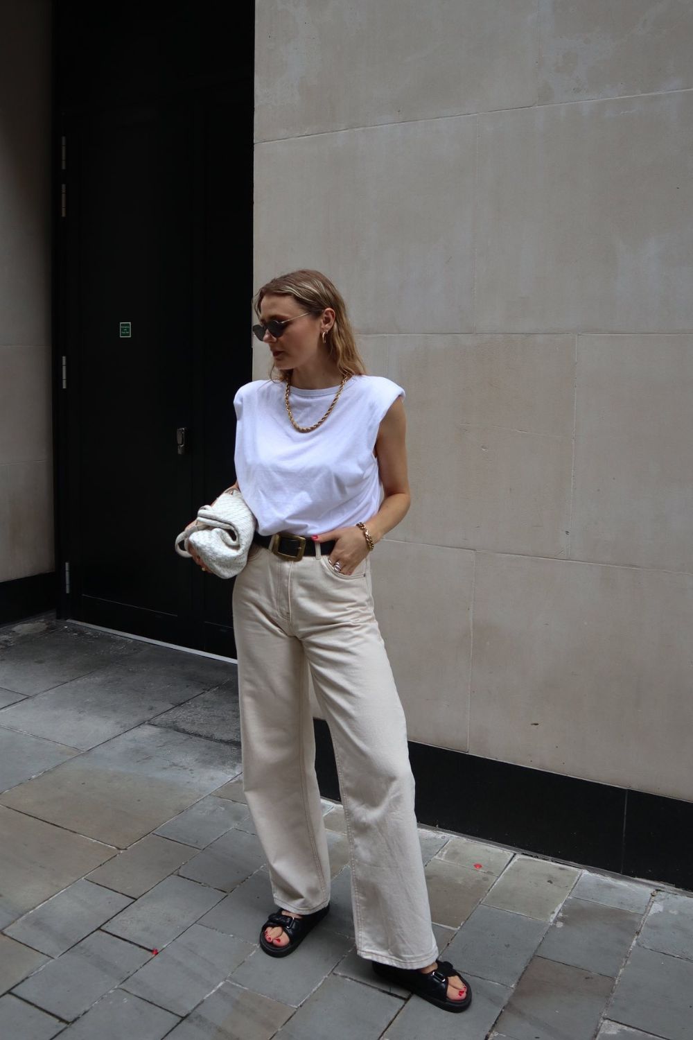 White Jeans with a structured belt